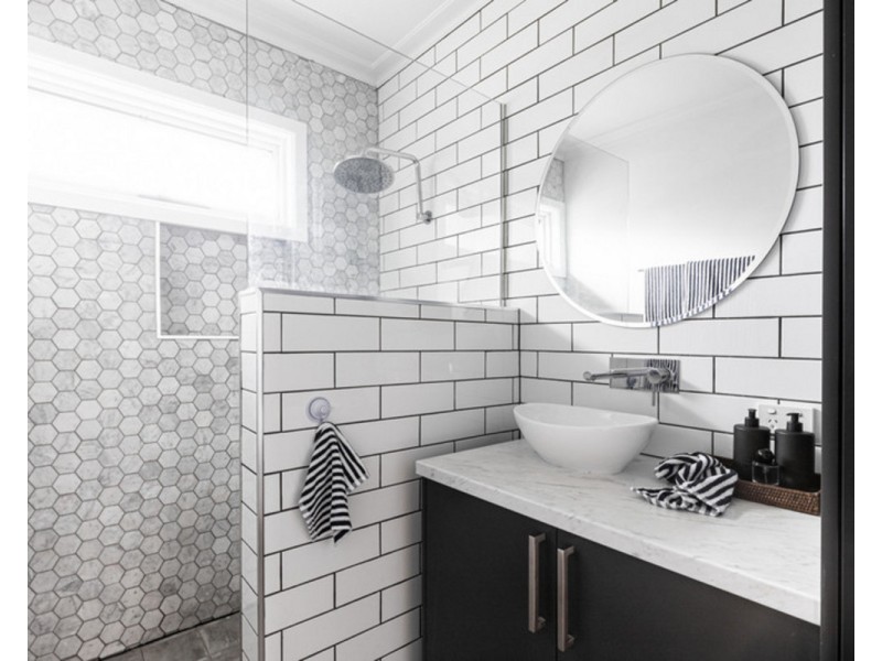 16 Reginald Grove, Warrnambool VIC 3280