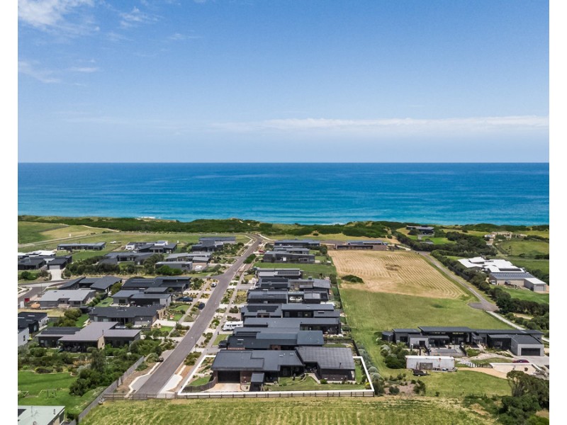 25 Le Couteur Street, Warrnambool VIC 3280