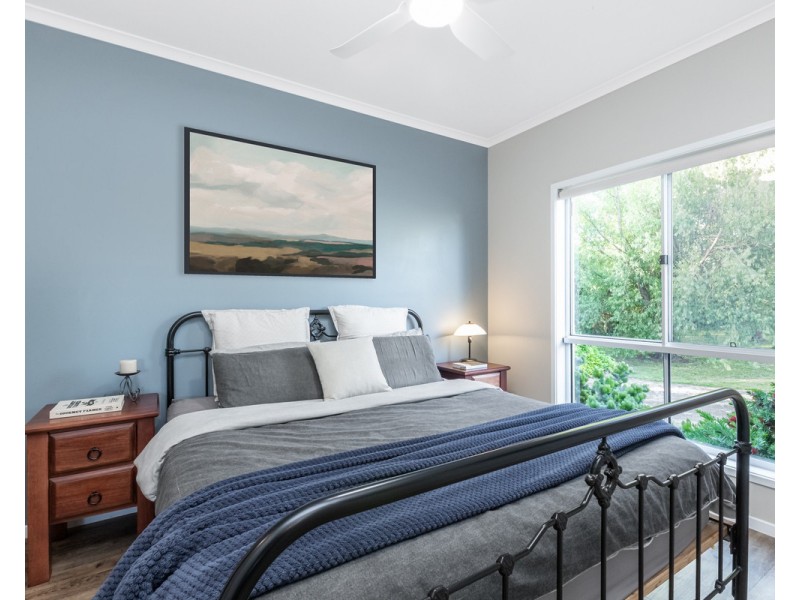 23 Bridge Road, Bushfield VIC 3281