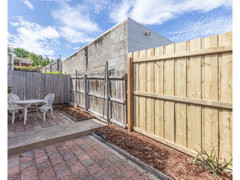 2/27 Nelson Street, Warrnambool VIC 3280
