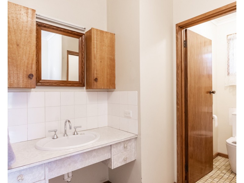 13 Shirley Grove, Warrnambool VIC 3280