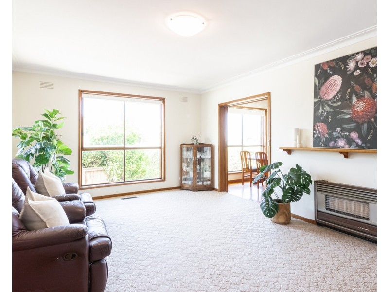 13 Shirley Grove, Warrnambool VIC 3280