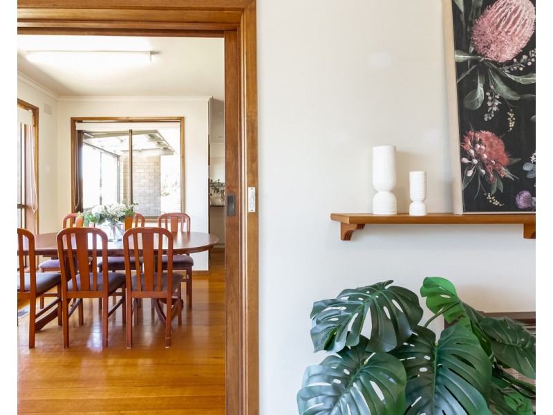 13 Shirley Grove, Warrnambool VIC 3280