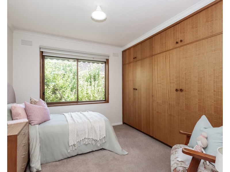 13 Shirley Grove, Warrnambool VIC 3280