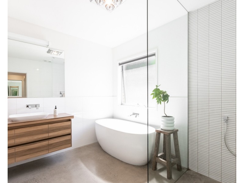 2 Witton Boulevard, Warrnambool VIC 3280