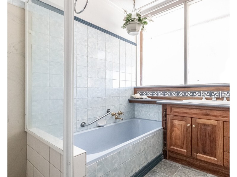 382 Raglan Parade, Warrnambool VIC 3280