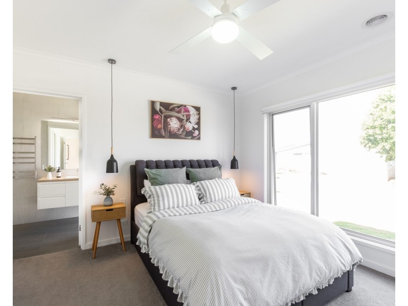 10 Spring Garden Drive, Warrnambool VIC 3280