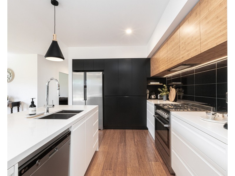 10 Spring Garden Drive, Warrnambool VIC 3280