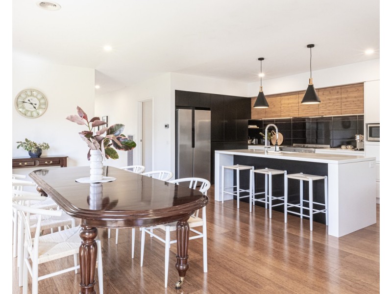 10 Spring Garden Drive, Warrnambool VIC 3280