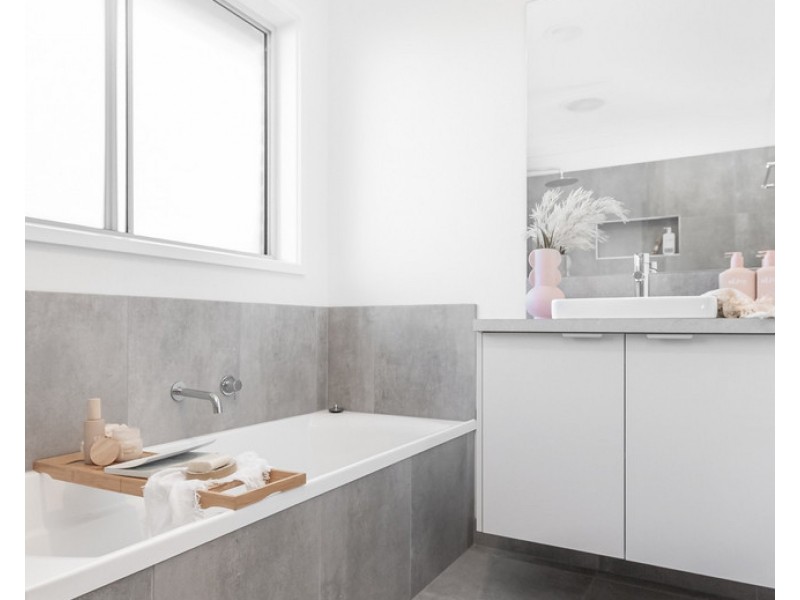 18 Gat Sing Way, Warrnambool VIC 3280