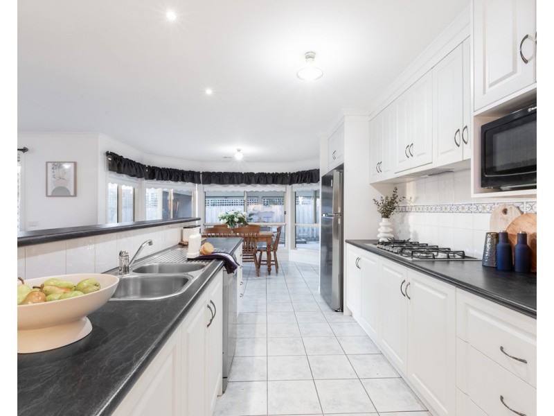 22 Caroville Drive, Warrnambool VIC 3280