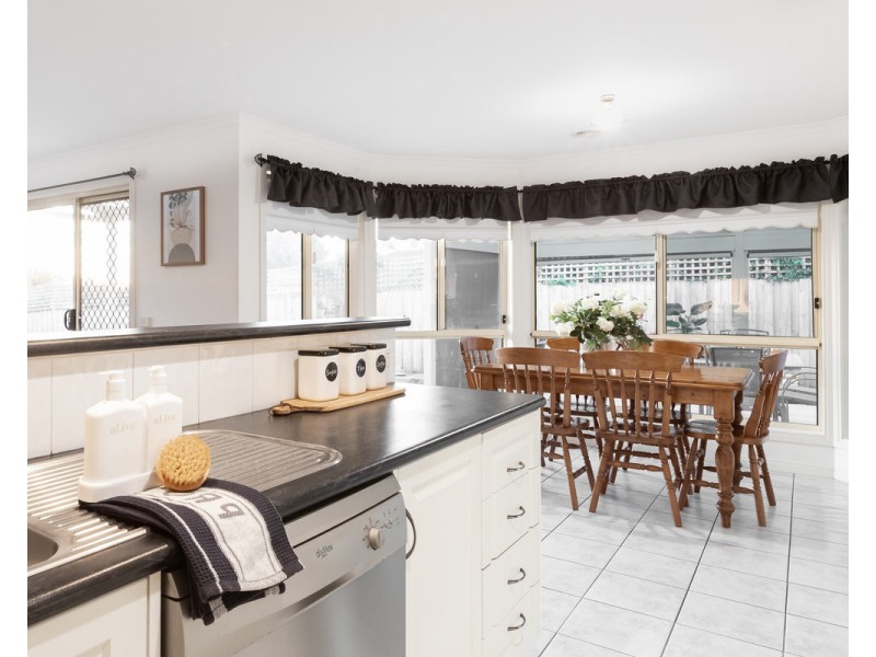 22 Caroville Drive, Warrnambool VIC 3280