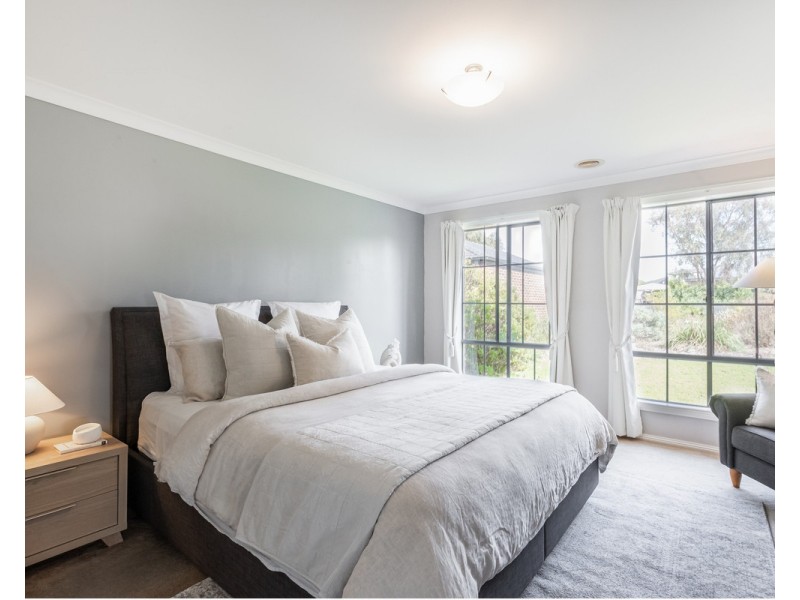 8 Sharpe Avenue, Warrnambool VIC 3280