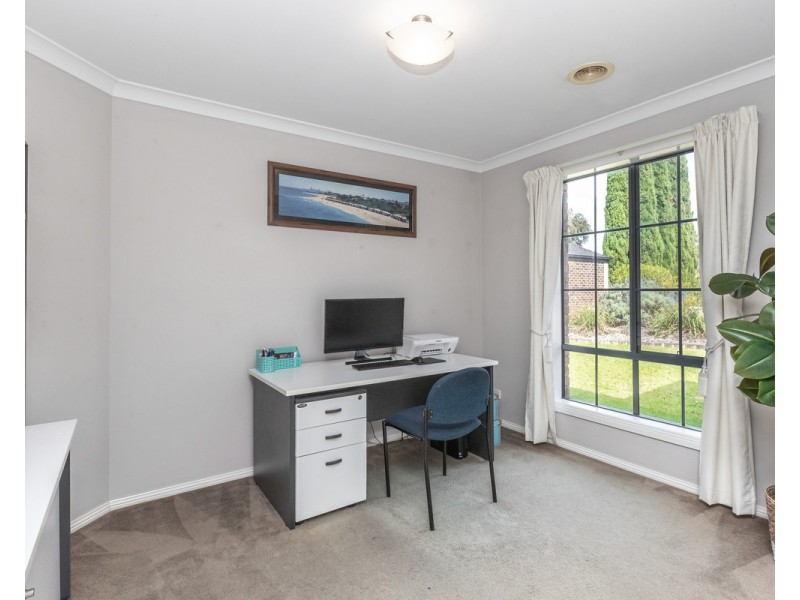 8 Sharpe Avenue, Warrnambool VIC 3280