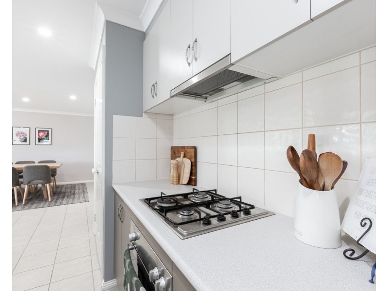 8 Sharpe Avenue, Warrnambool VIC 3280