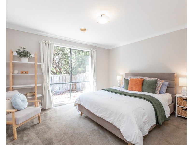 8 Sharpe Avenue, Warrnambool VIC 3280