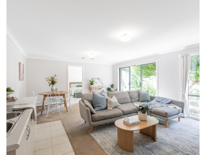 8 Sharpe Avenue, Warrnambool VIC 3280