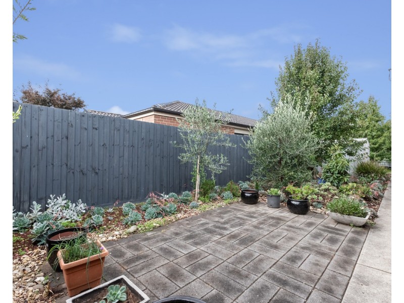 8 Sharpe Avenue, Warrnambool VIC 3280