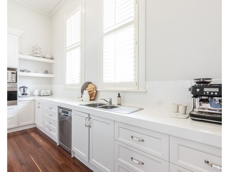 84 Wollaston Road, Warrnambool VIC 3280