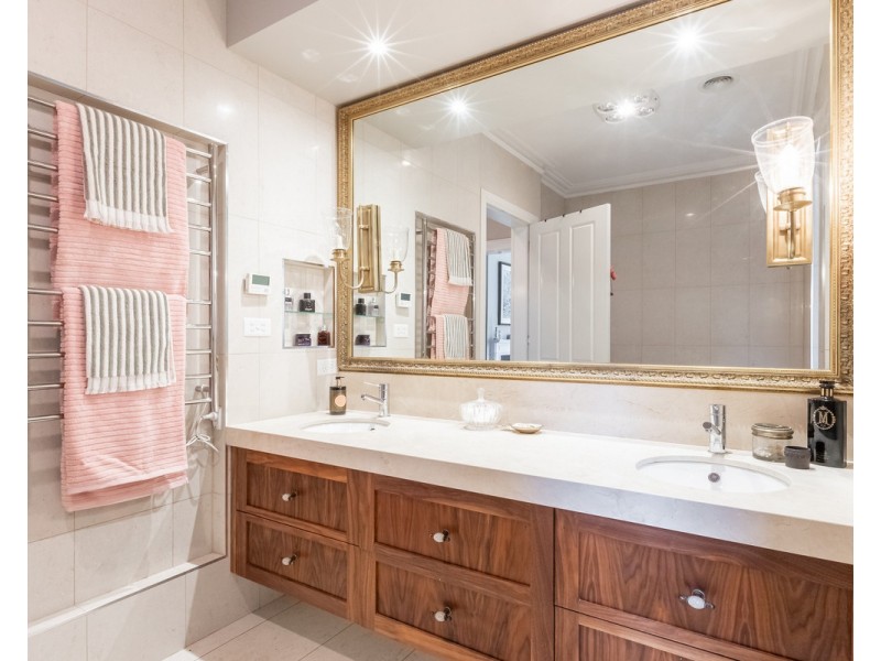 84 Wollaston Road, Warrnambool VIC 3280