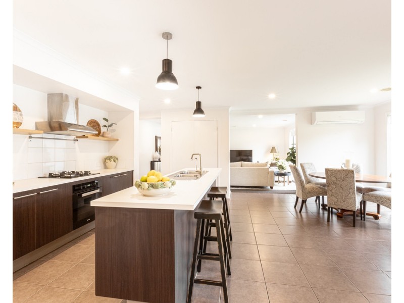 22 Nina Street, Dennington VIC 3280