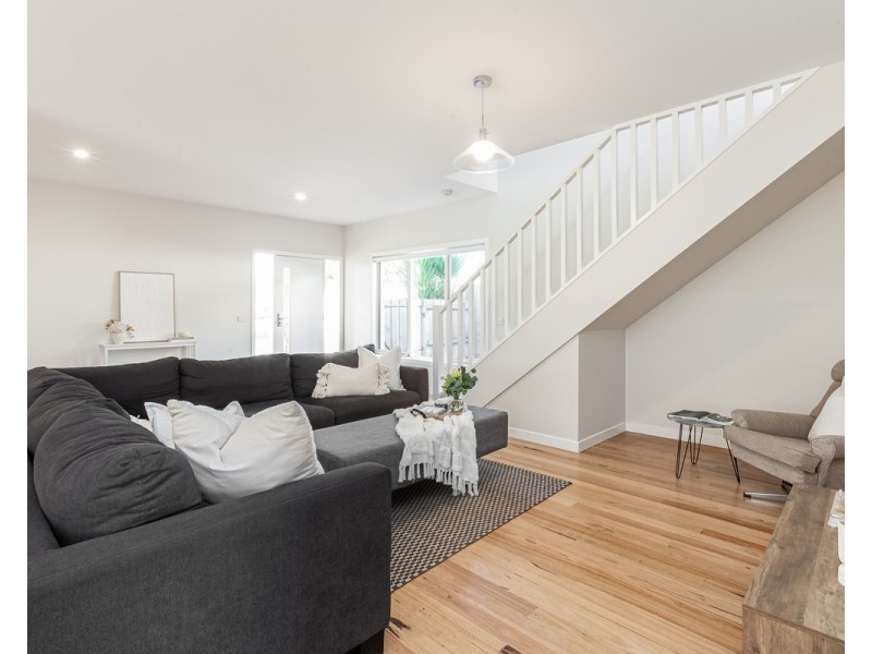 67 Ocean Grove, Warrnambool VIC 3280