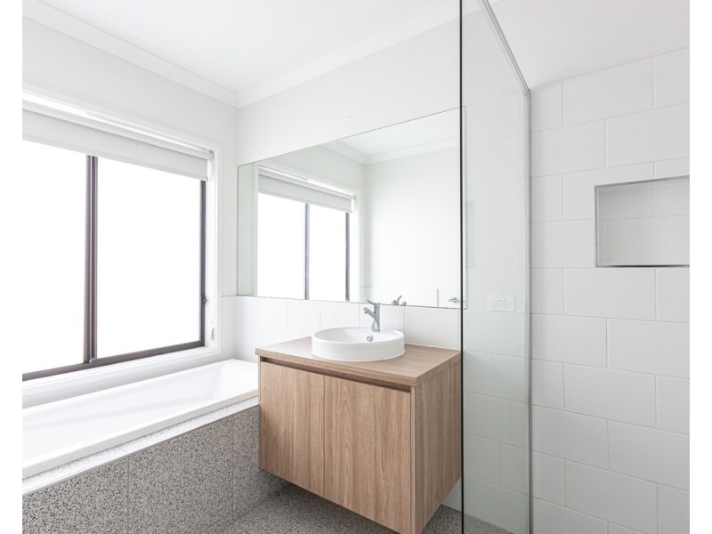 15 Deverell Way, Warrnambool VIC 3280