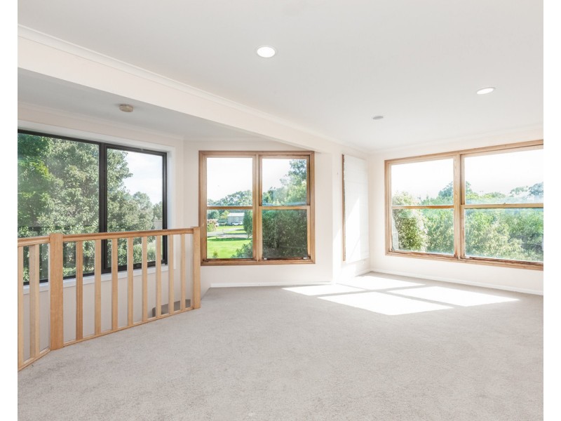 20 Bellmans Road, Bushfield VIC 3281