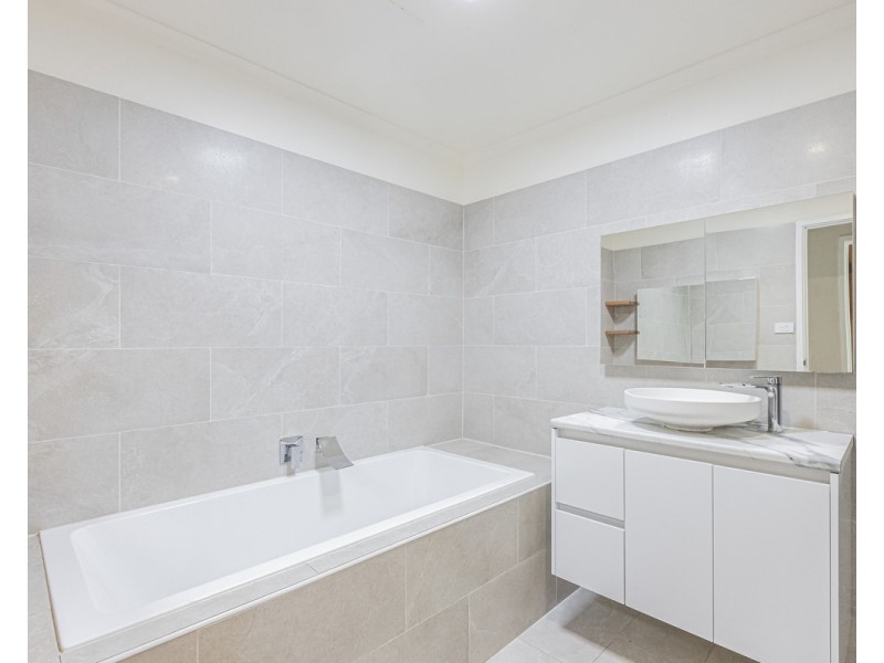 20 Bellmans Road, Bushfield VIC 3281