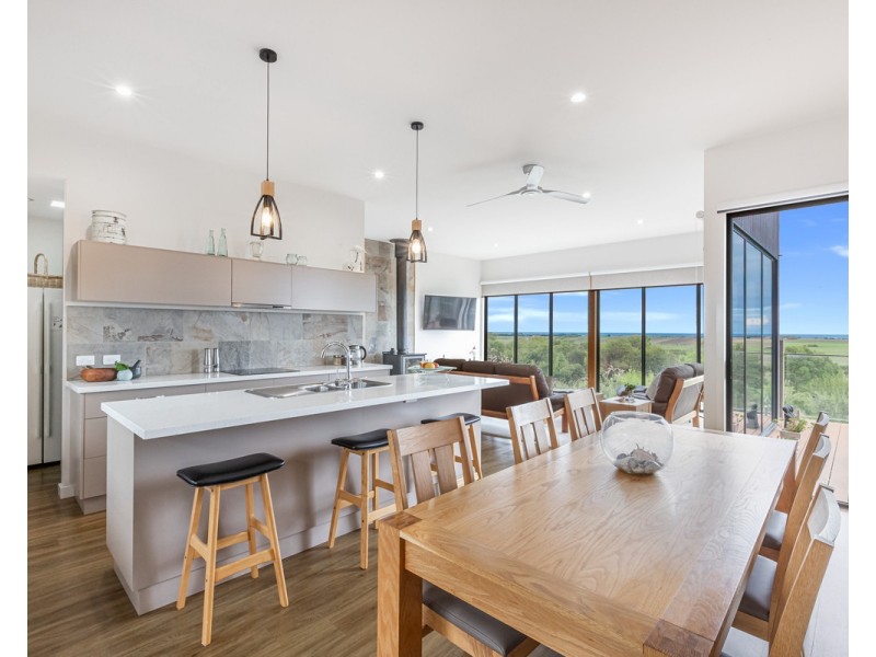 75 Lowery Road, Crossley VIC 3283