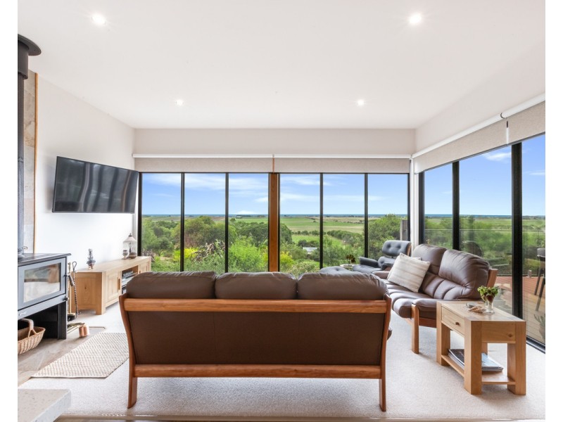 75 Lowery Road, Crossley VIC 3283