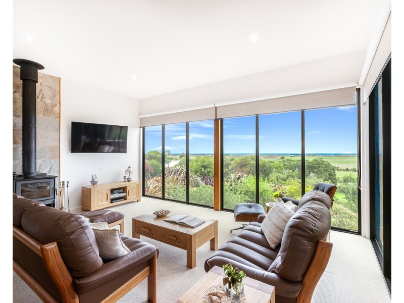 75 Lowery Road, Crossley VIC 3283