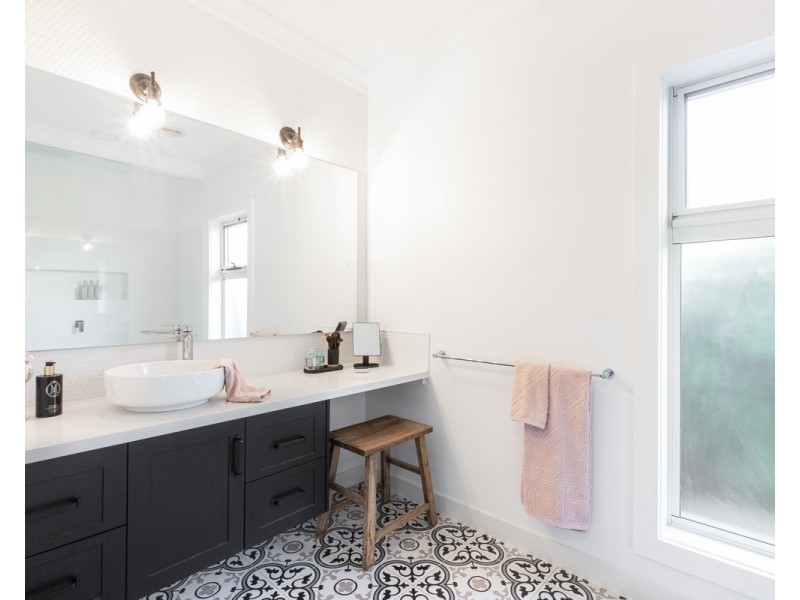 22 Waldock Way, Warrnambool VIC 3280