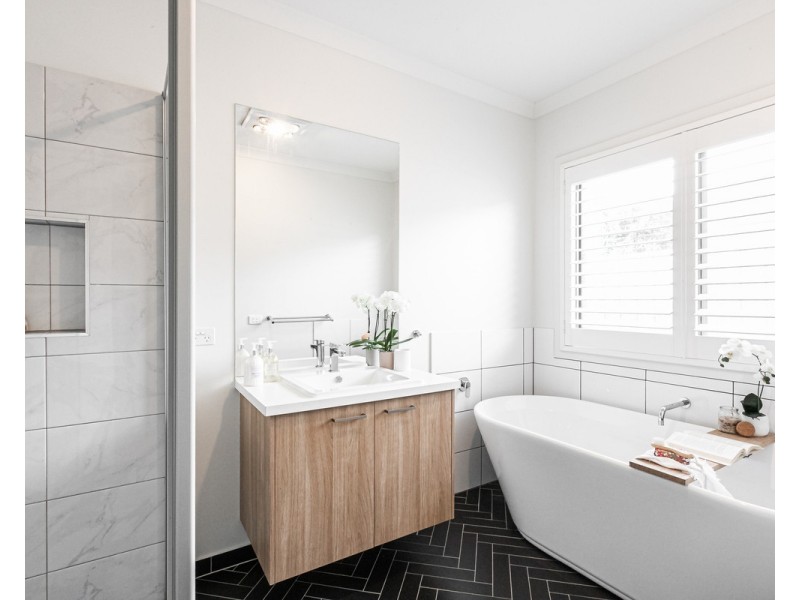 16 McGinness Way, Warrnambool VIC 3280