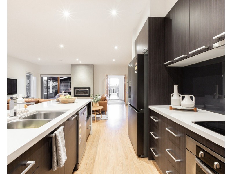 8 Matthews Court, Warrnambool VIC 3280