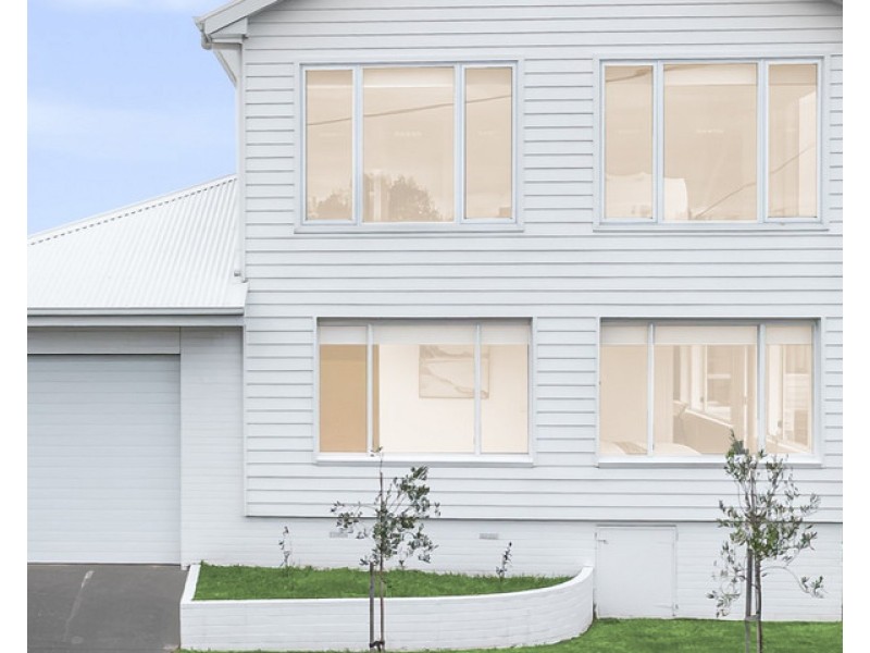 2 Gladstone Street, Warrnambool VIC 3280