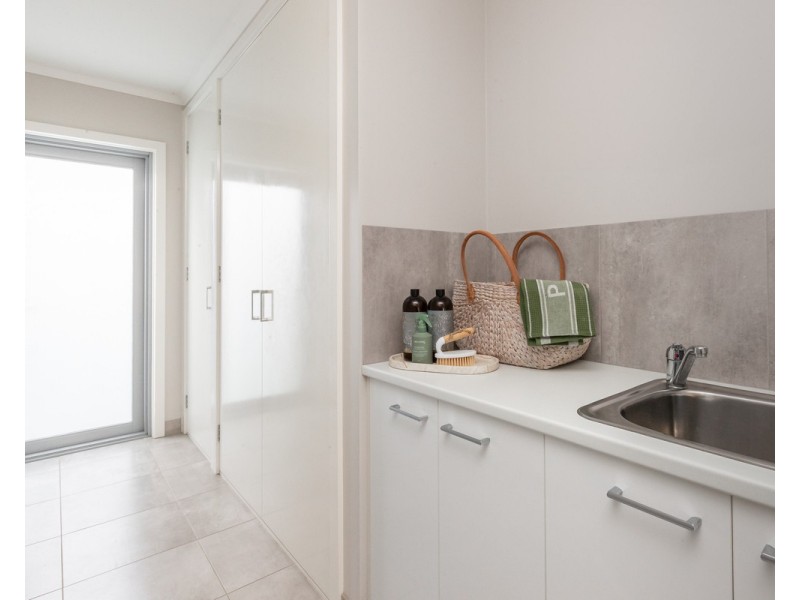 39 MacDonald Street, Warrnambool VIC 3280