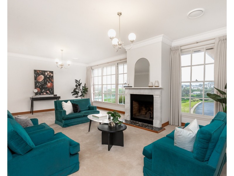 1 Logans Beach Road, Warrnambool VIC 3280