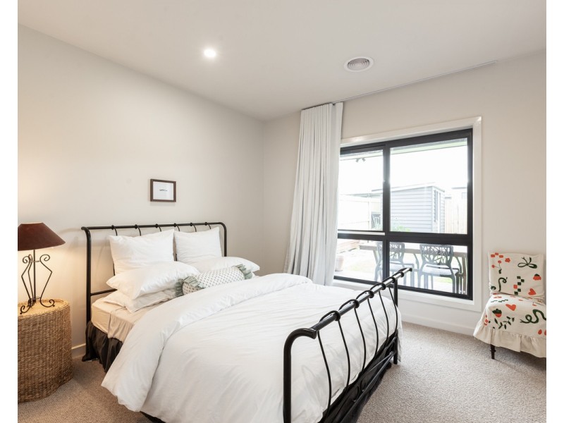 6 Holder Street, Warrnambool VIC 3280