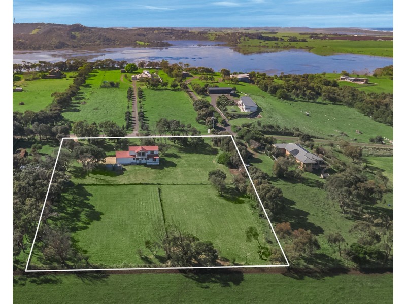 68 Lowery Road, Crossley VIC 3283