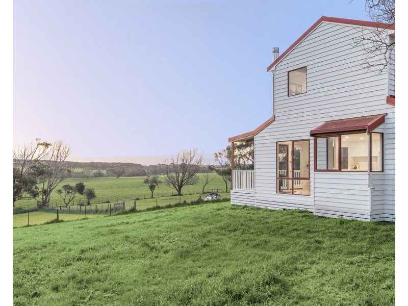68 Lowery Road, Crossley VIC 3283