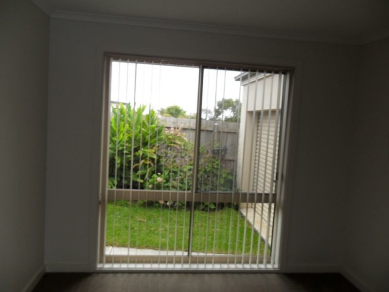 4 Grevilia Close, Cowes VIC 3922