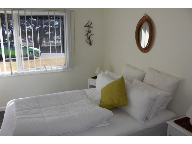 26 Dunsmore Road, Cowes VIC 3922