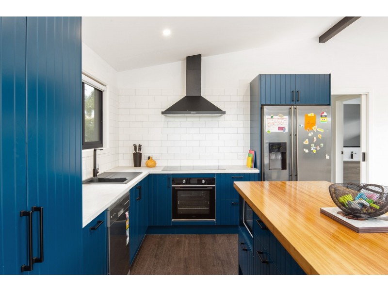 24 McHaffie Drive, Cowes VIC 3922