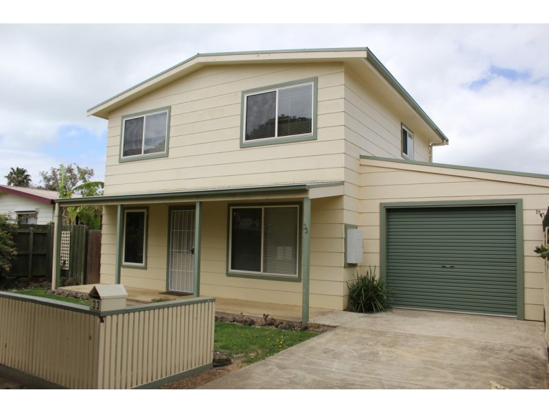 33 Lansell Road, Cowes VIC 3922