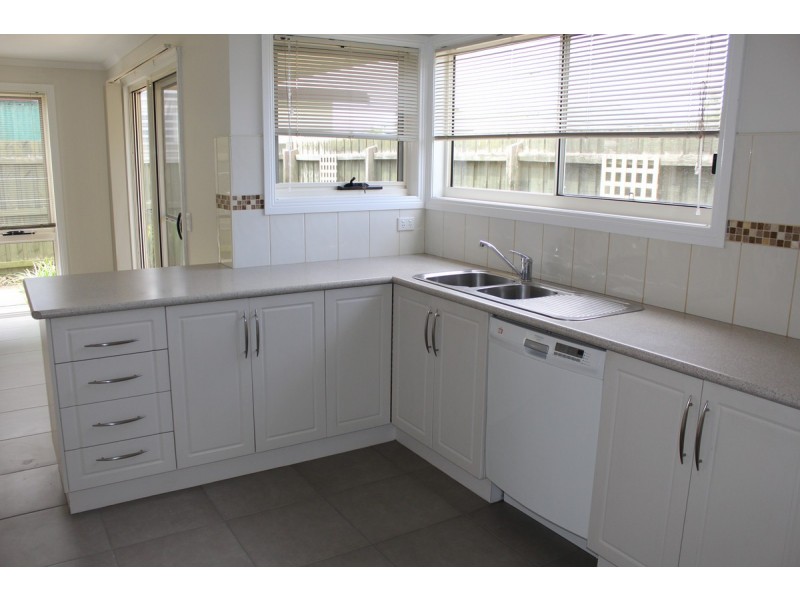 33 Lansell Road, Cowes VIC 3922