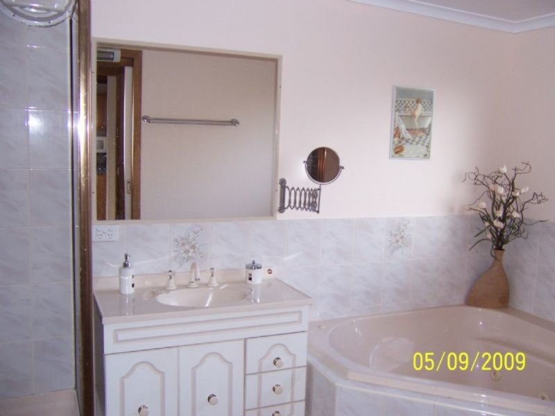 15 Surf Cresent, Surf Beach VIC 3922