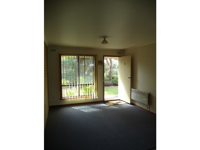 2/181 Thompson Avenue, Cowes VIC 3922