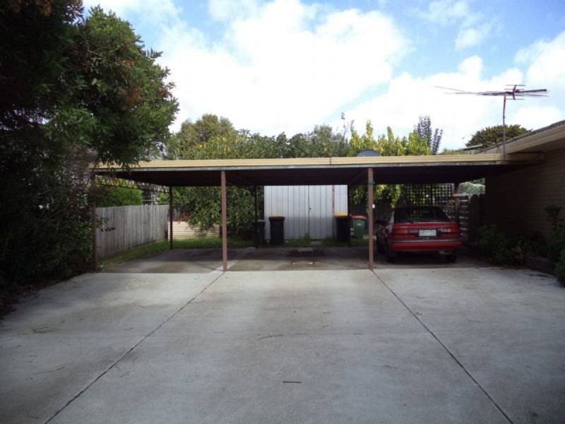 2/181 Thompson Avenue, Cowes VIC 3922