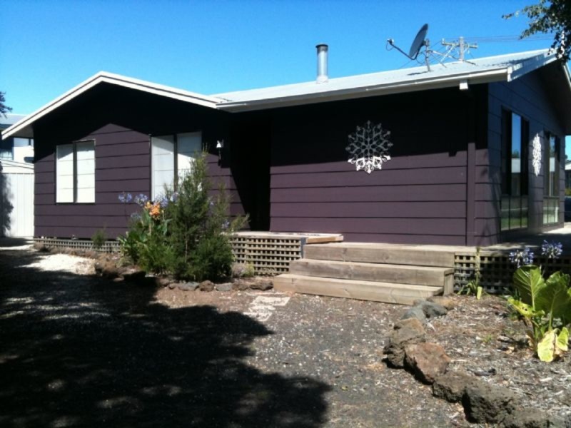 25 Pine Avenue, Cowes VIC 3922